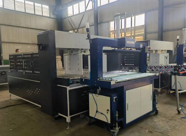 PRY-2600 ストラッピングユニット付き フルオートマティック フルオートマティック フォルダーグルーヤーマシン 10