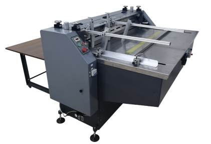 ZB-1300 自動紙紙切断機 1