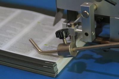 PRY-660T 独立ナイフ付き紙折りたたみ機 4