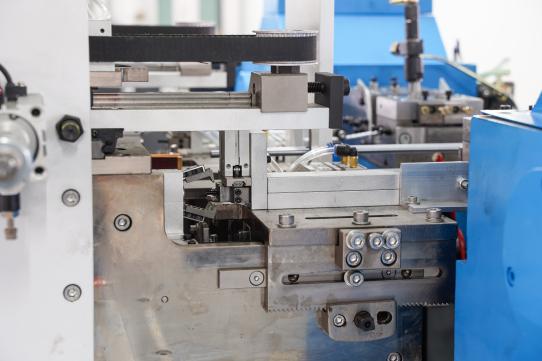 PRY-450A 紙袋ロープ挿入機 8